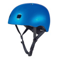 Kvalitní dětská helma na koloběžku Micro LED Dark Blue